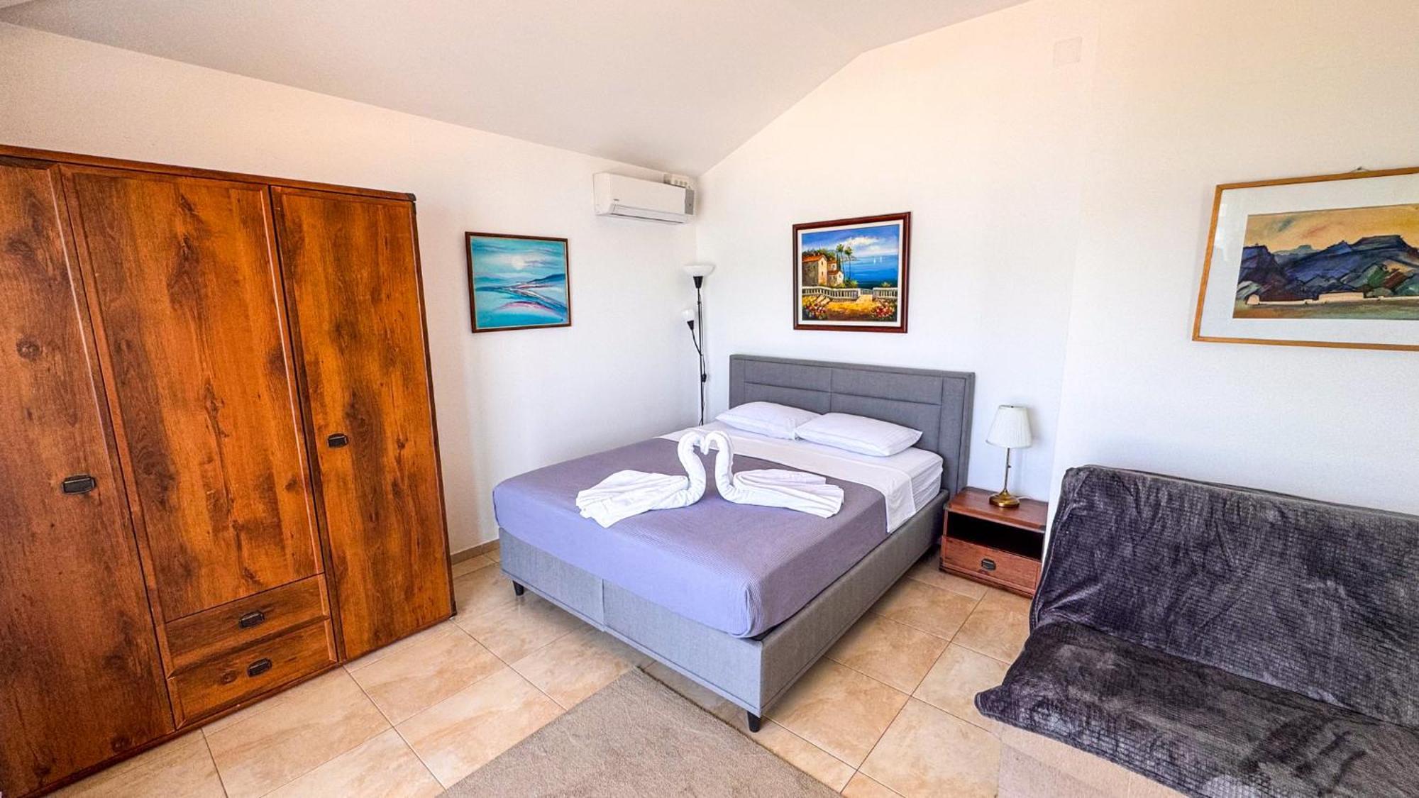 Qumi Apartments Tivat Luaran gambar